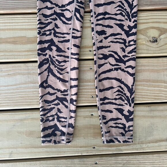 Anthropologie All Fenix Tiger Stripe 7/8 Leggings XS NWOT - Picture 2 of 10